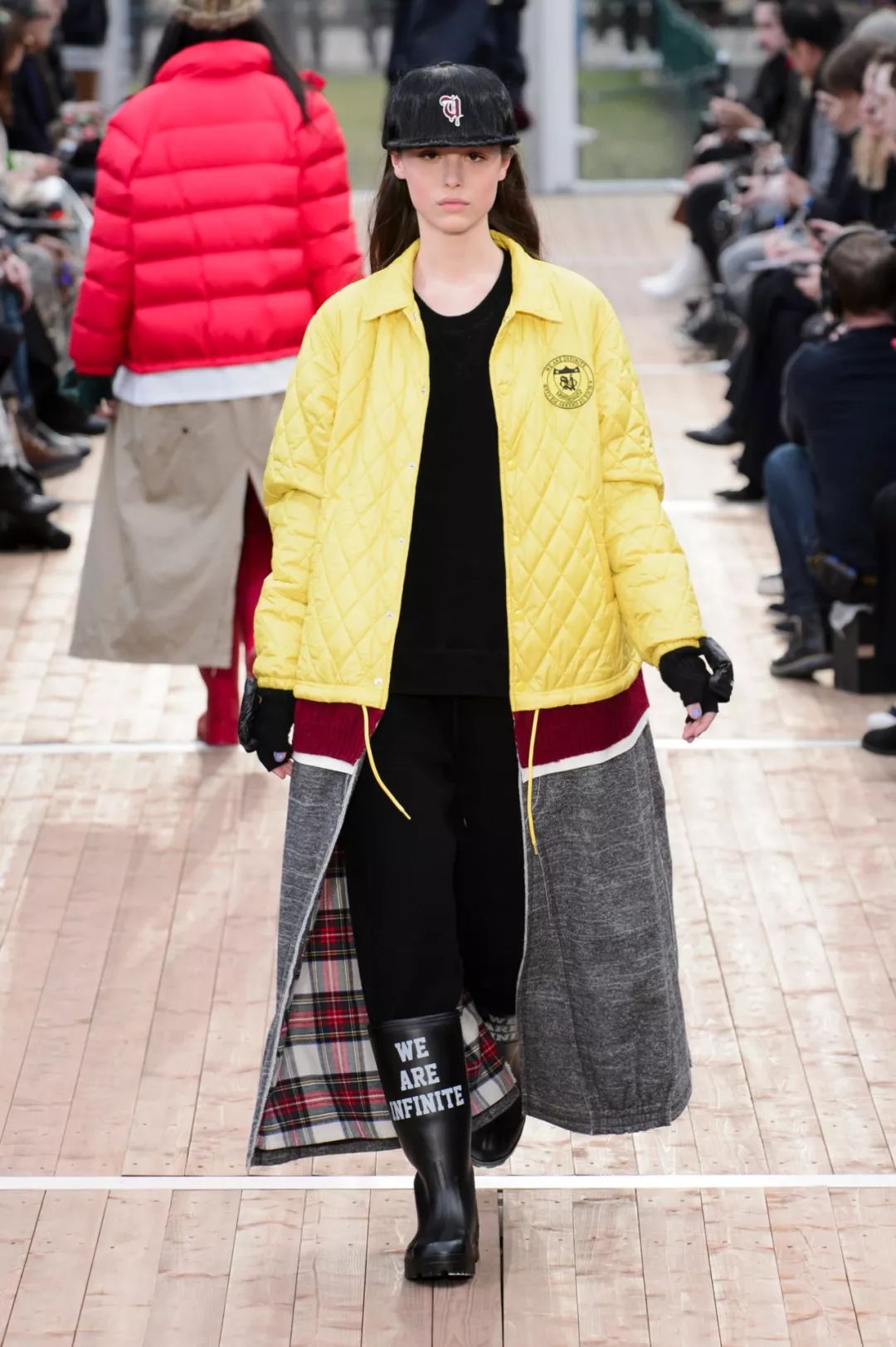 21年秋冬女装流行趋势,21年秋冬女装流行色