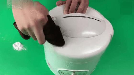 电饭锅这个位置要经常擦,电饭锅怎么擦才能更省电