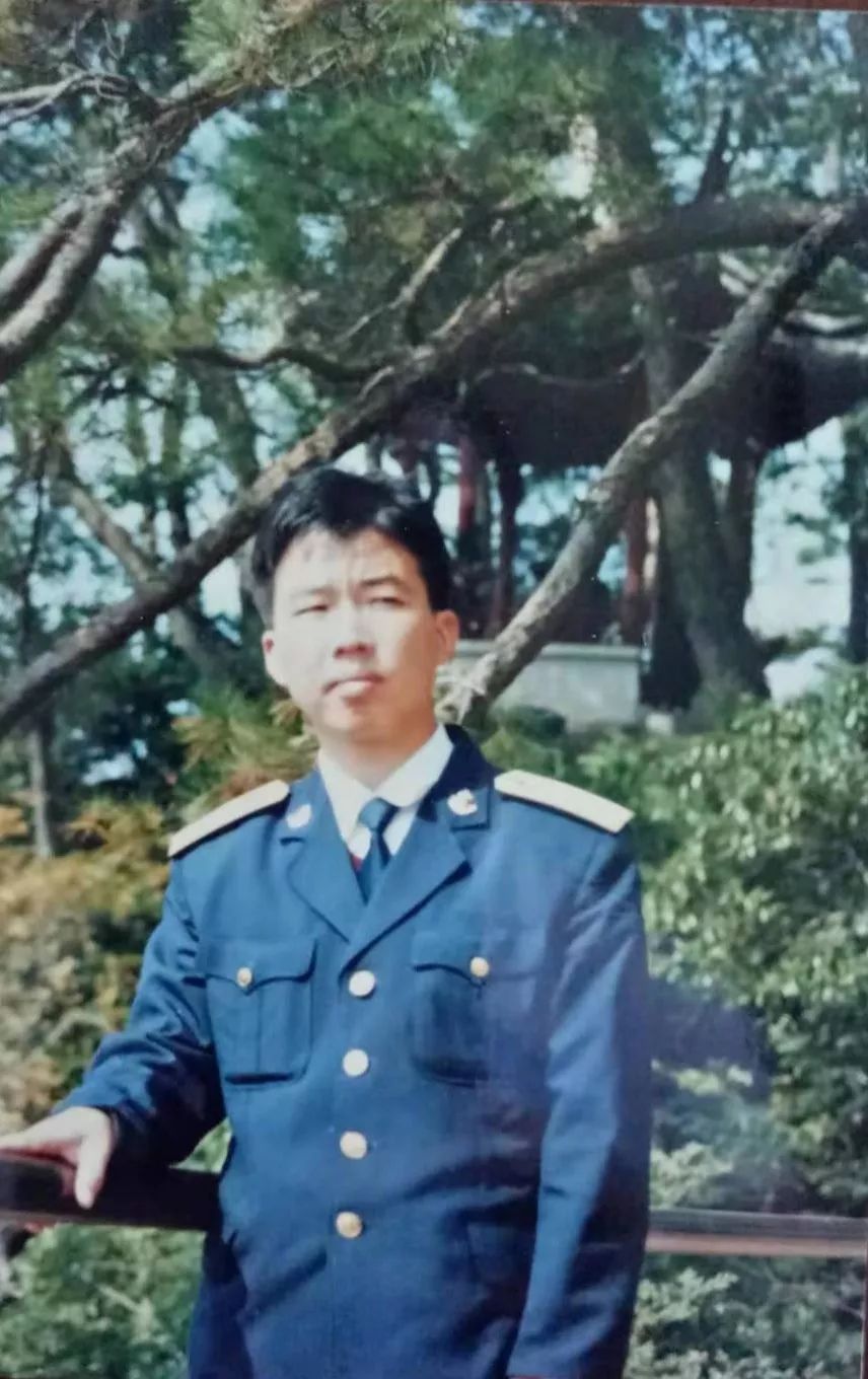 八一特刊老部队,八一特刊不忘当年军旅志