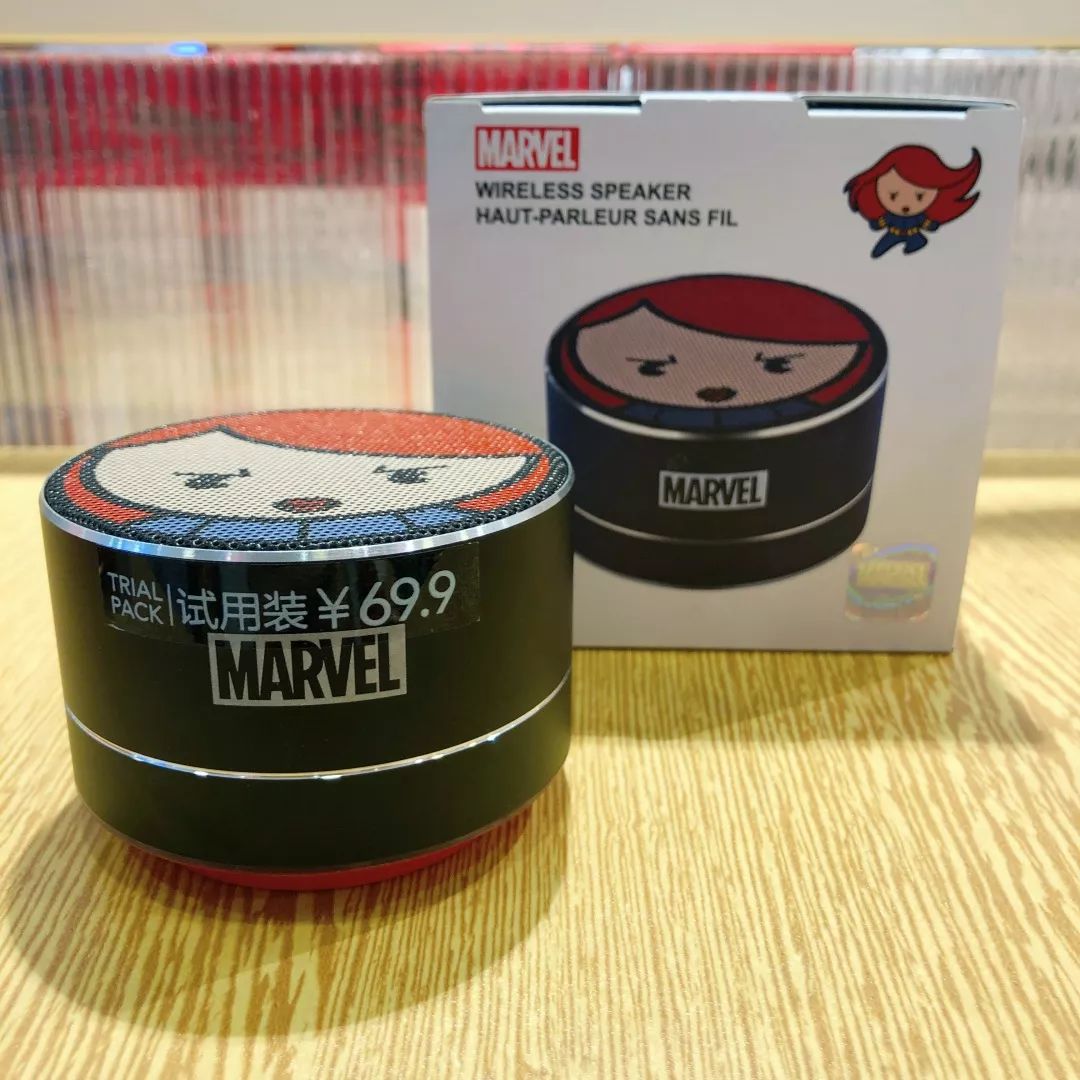 已实测！成都人吃了26年的廖记棒棒鸡开卖中式汉堡！10多块钱居然能买正版漫威...这一波跨界骚操作你打几分？