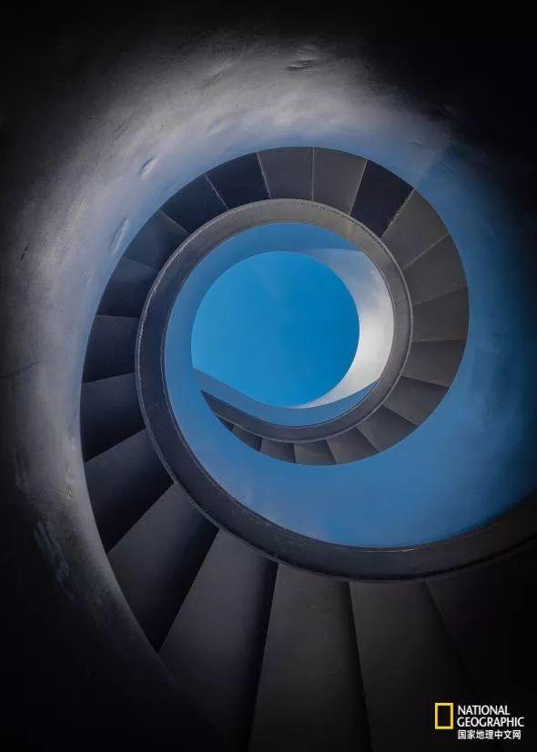 世界上最惊艳的阶梯,世界上最壮观的高架公路