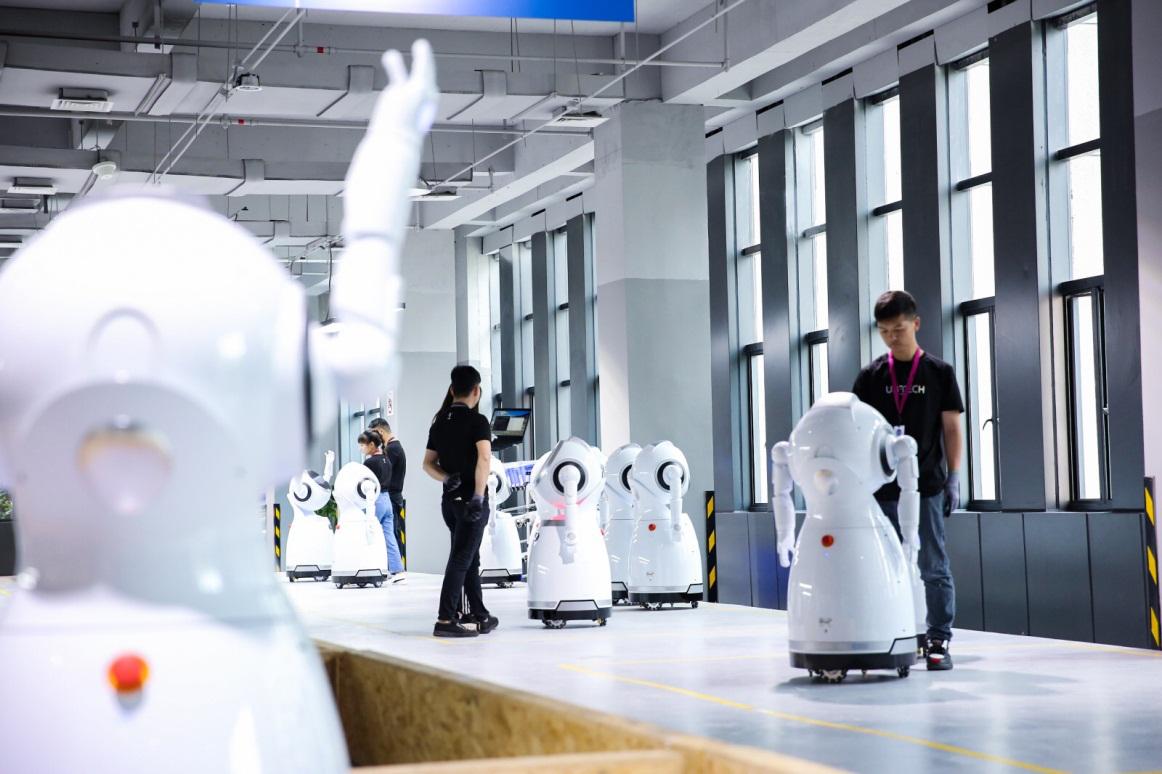 优必选科技科鲁泽机器人,科鲁泽cruzr1c机器人