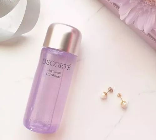 黛珂美容液和润燥精华,黛珂补水精华油