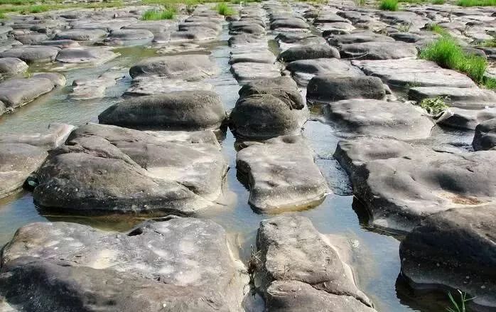 头条|不想走的太远?那我们就去百色这些美到窒息的旅游景点看看吧