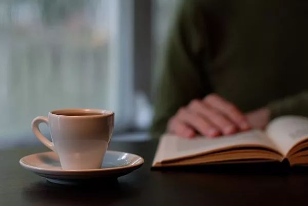 如何看待整容成为开学礼物,整容成了开学礼