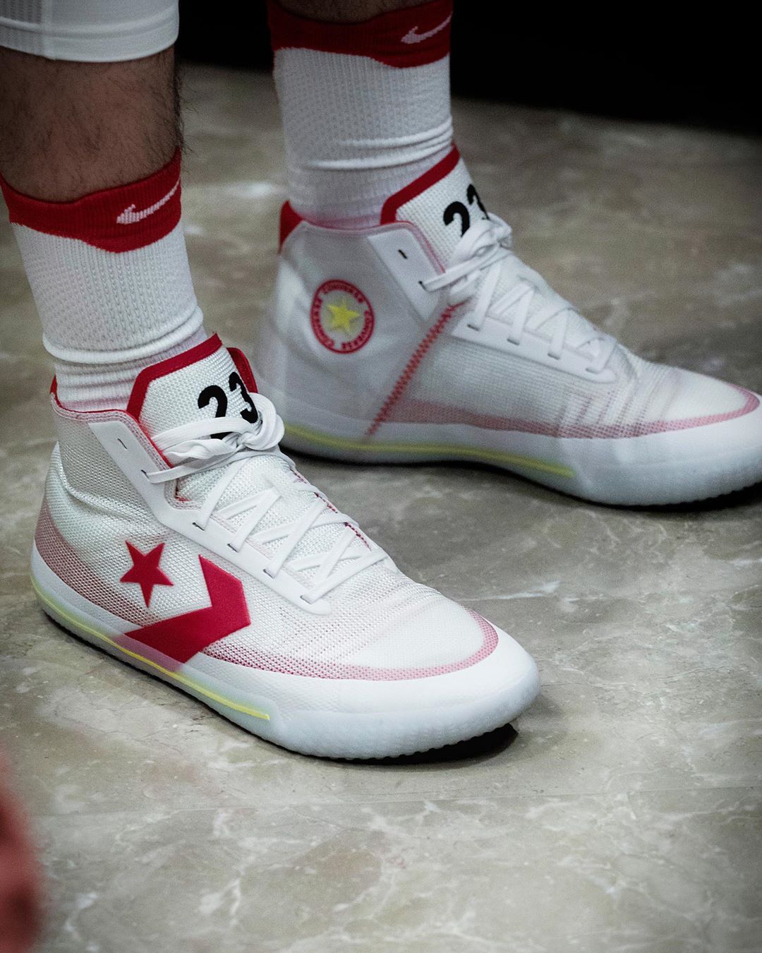 史上第一篮球鞋,第一双进入时尚圈的篮球鞋