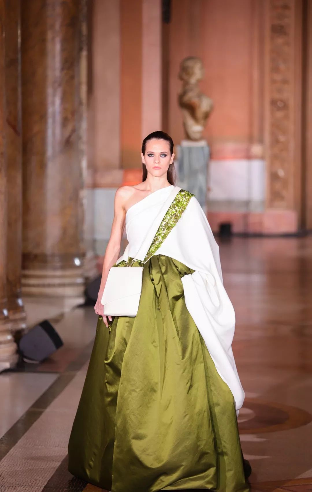 2018高定巴黎春夏时装秀,秋冬巴黎高定时装秀