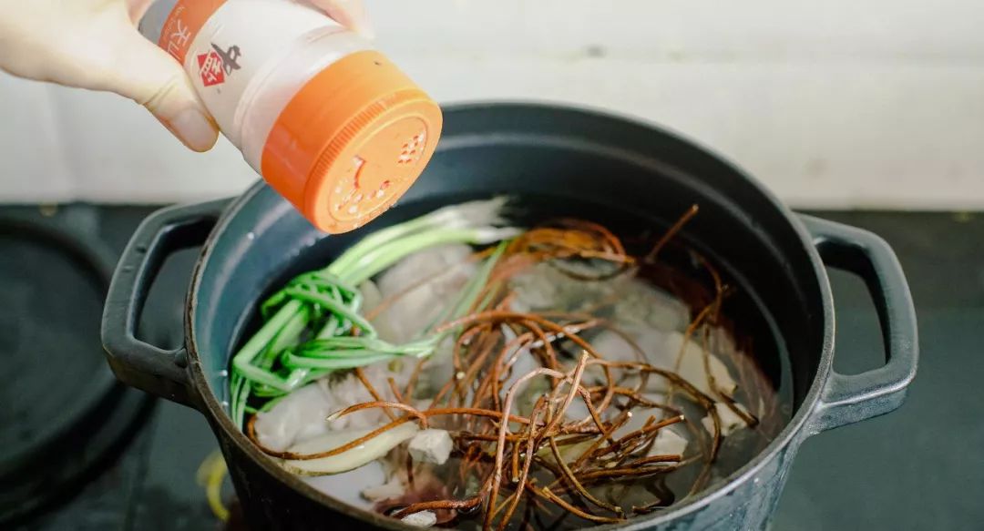 空调房喝什么汤好,夏天在空调房喝什么汤