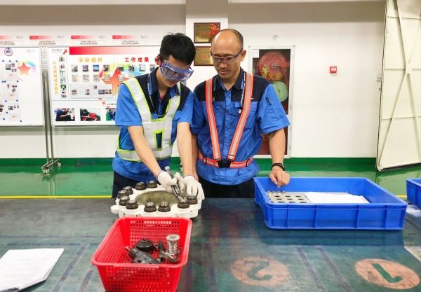 深航维修名匠徐生文：有“洁癖”的刹车掌门人