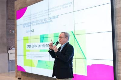 面向未来的教育之路,面朝未来