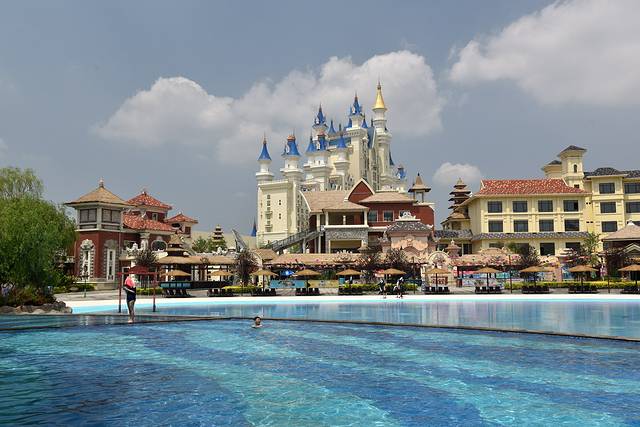 辽宁最刺激的水上乐园,抚顺皇家海洋乐园过山车