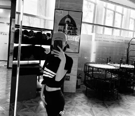 女明星都在用的21天减肥餐表,段奥娟如何练出直角肩