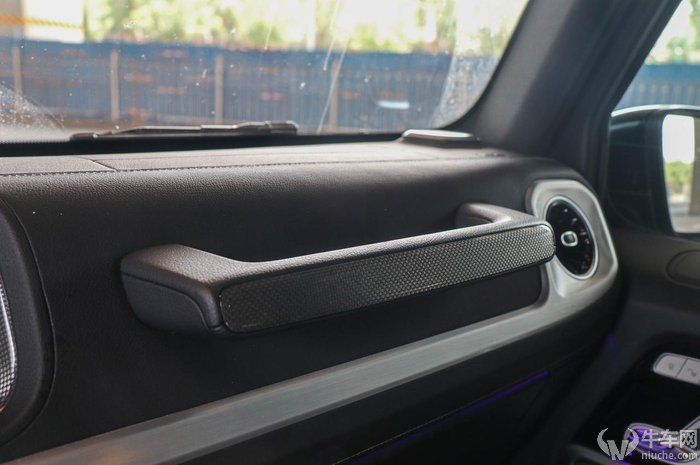 奔驰g5002015款对比2019款,新款奔驰g500正式上市