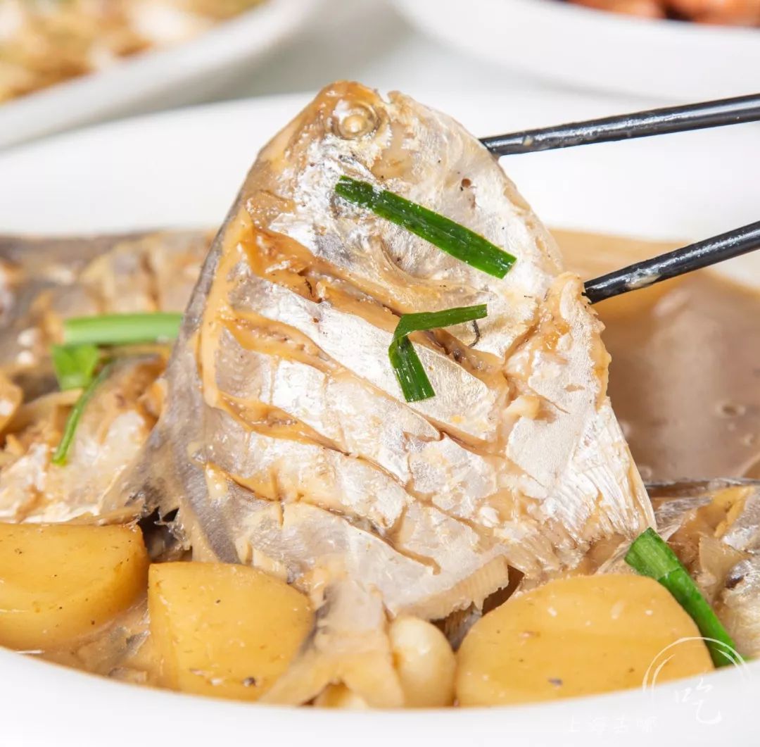 东海开渔第一网！20年本帮菜大佬开卖小海鲜，人均只要100+