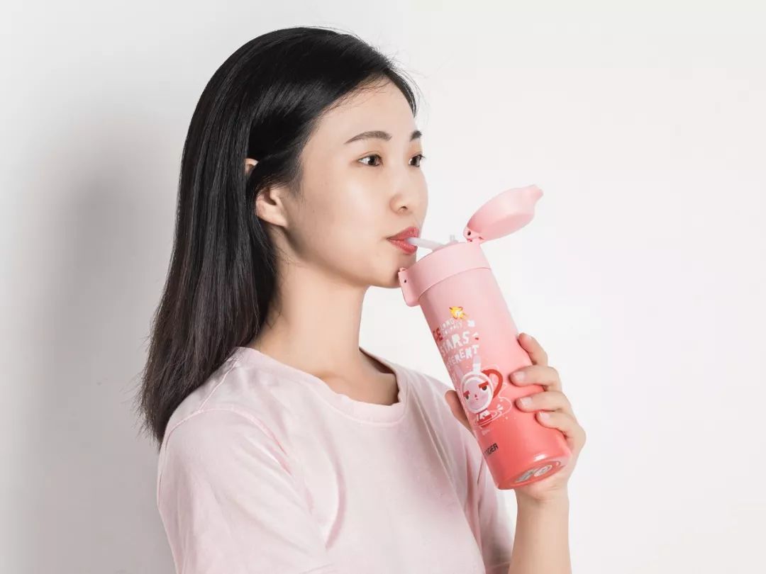 虎牌保温杯很轻么,虎牌保温杯高颜值大容量