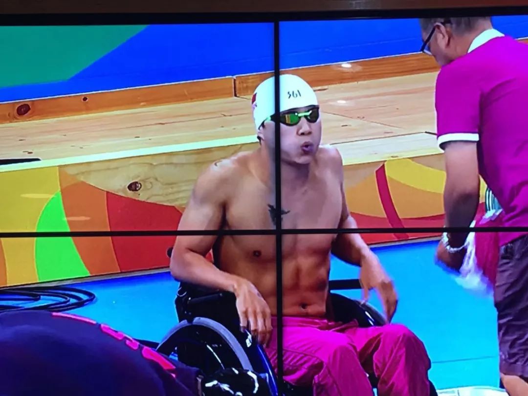 大理运动员再获金牌！水中“钢刀”何世伟的水上之路