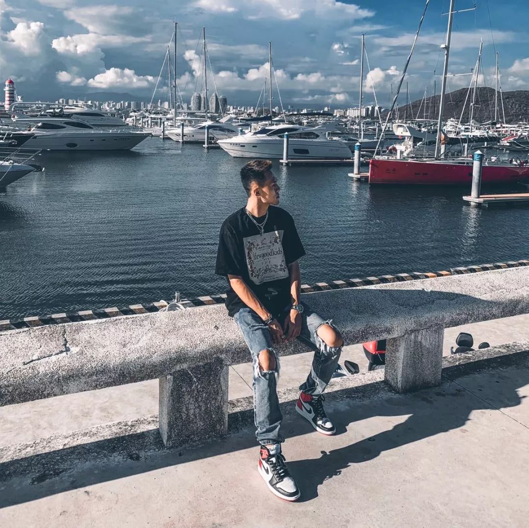 秋日牛仔的日常穿搭,初秋牛仔连衣裙搭配