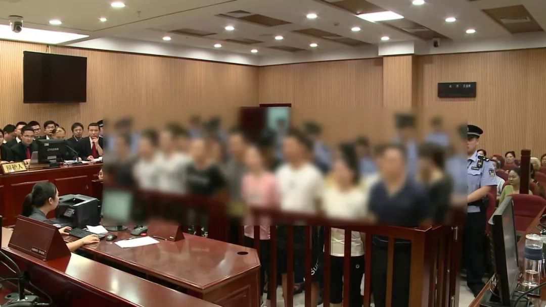 套走7.6亿！近2000人血本无归！福建这家公司垮了！23人被逮捕！大*局骗**崩盘