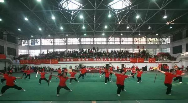 武汉理工新生攻略,武汉理工大学体育馆