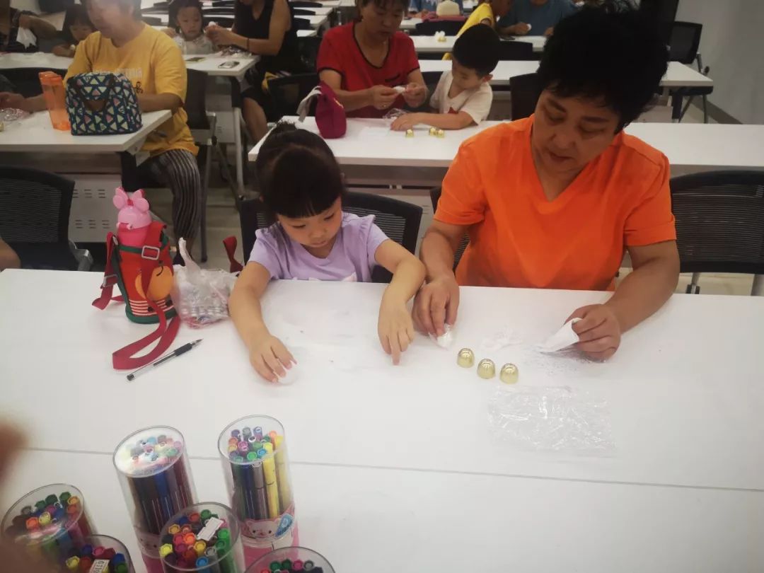 做文明小使者看亦庄娃怎样学习垃圾分类