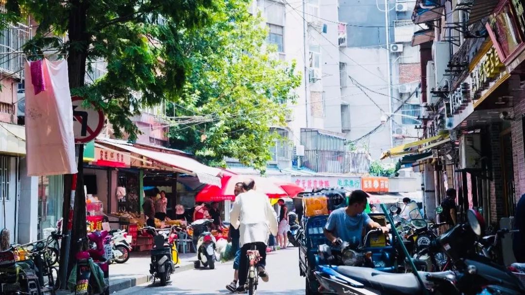 鎴戜滑鏄鐪熺殑,鏈嶅姟鎴戜滑鏄鐪熺殑