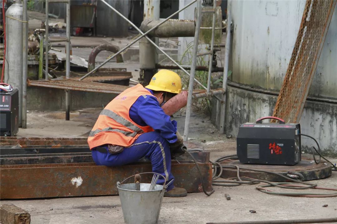 閬囪澶╃澘,閬囪澶╁