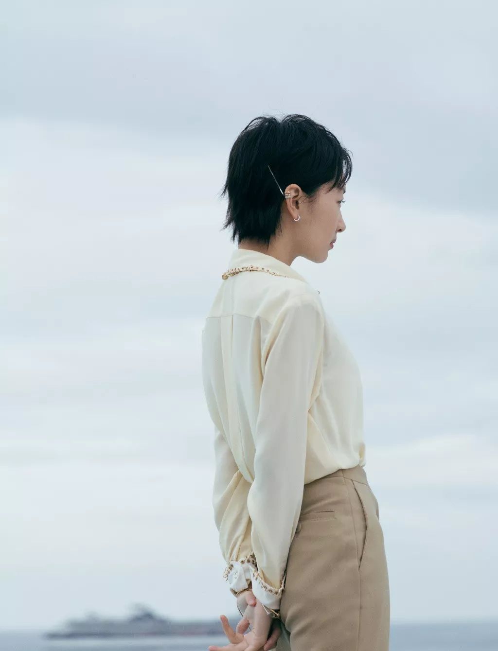 头大脸大适合什么发型短发,头小脸大适合什么发型男学生