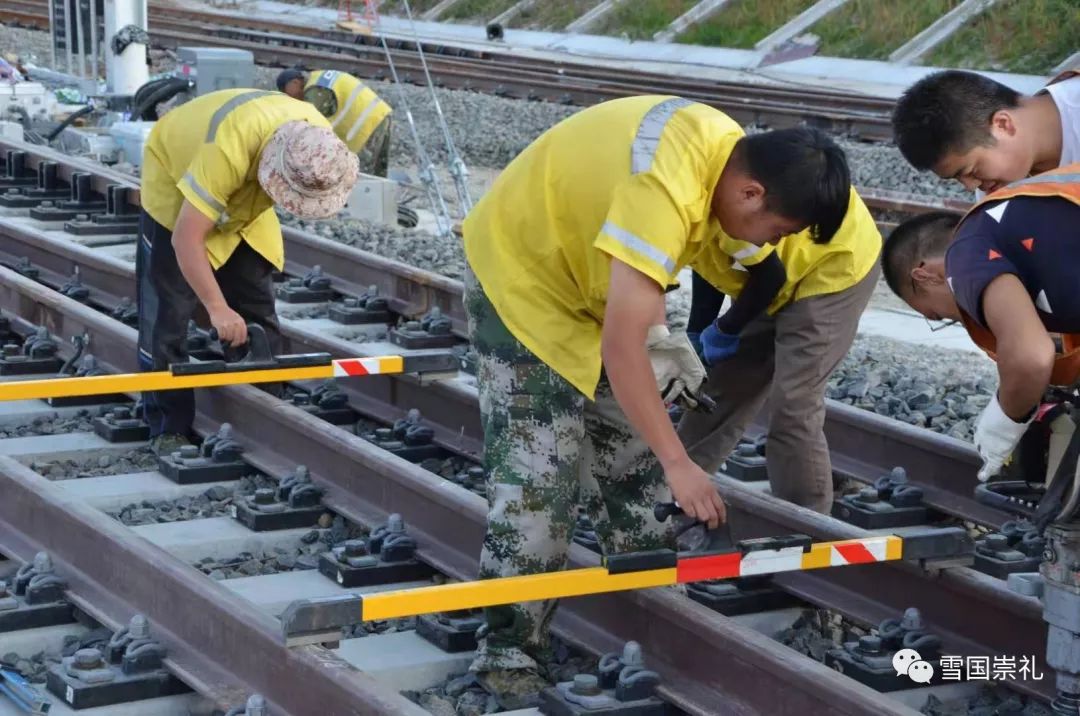 京张高铁2025年开通,京张高铁投运