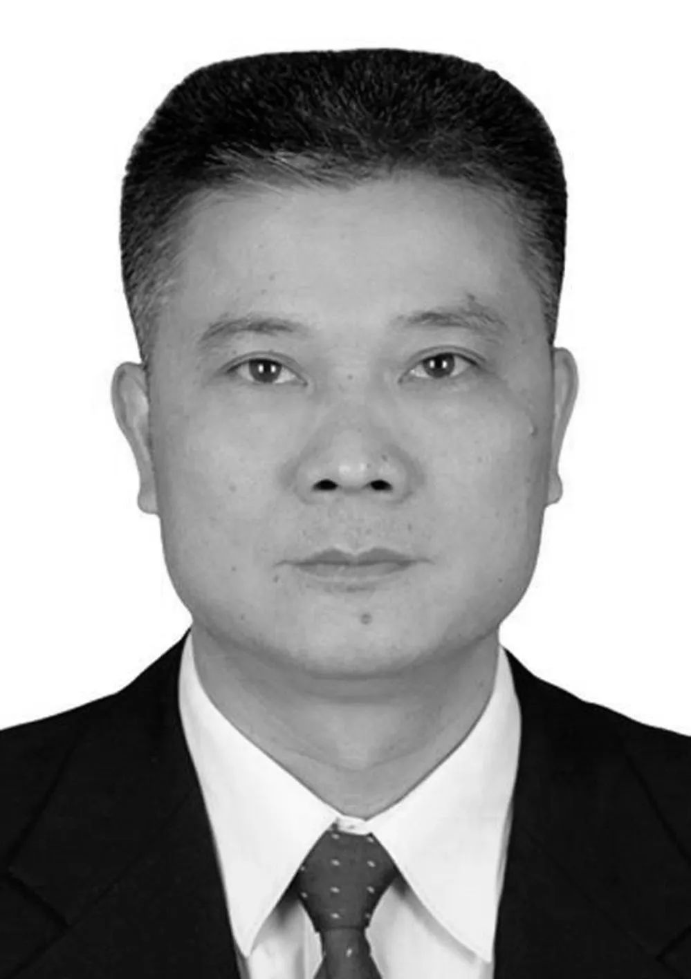 脱贫攻坚一个都不能少宣传片,脱贫路上一个都不能少原话