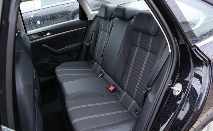 朗逸500万纪念款和满意版怎么选,选车朗逸和思域