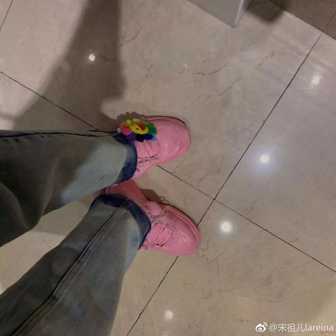 杨幂带货新成就,杨幂被称之为带货王