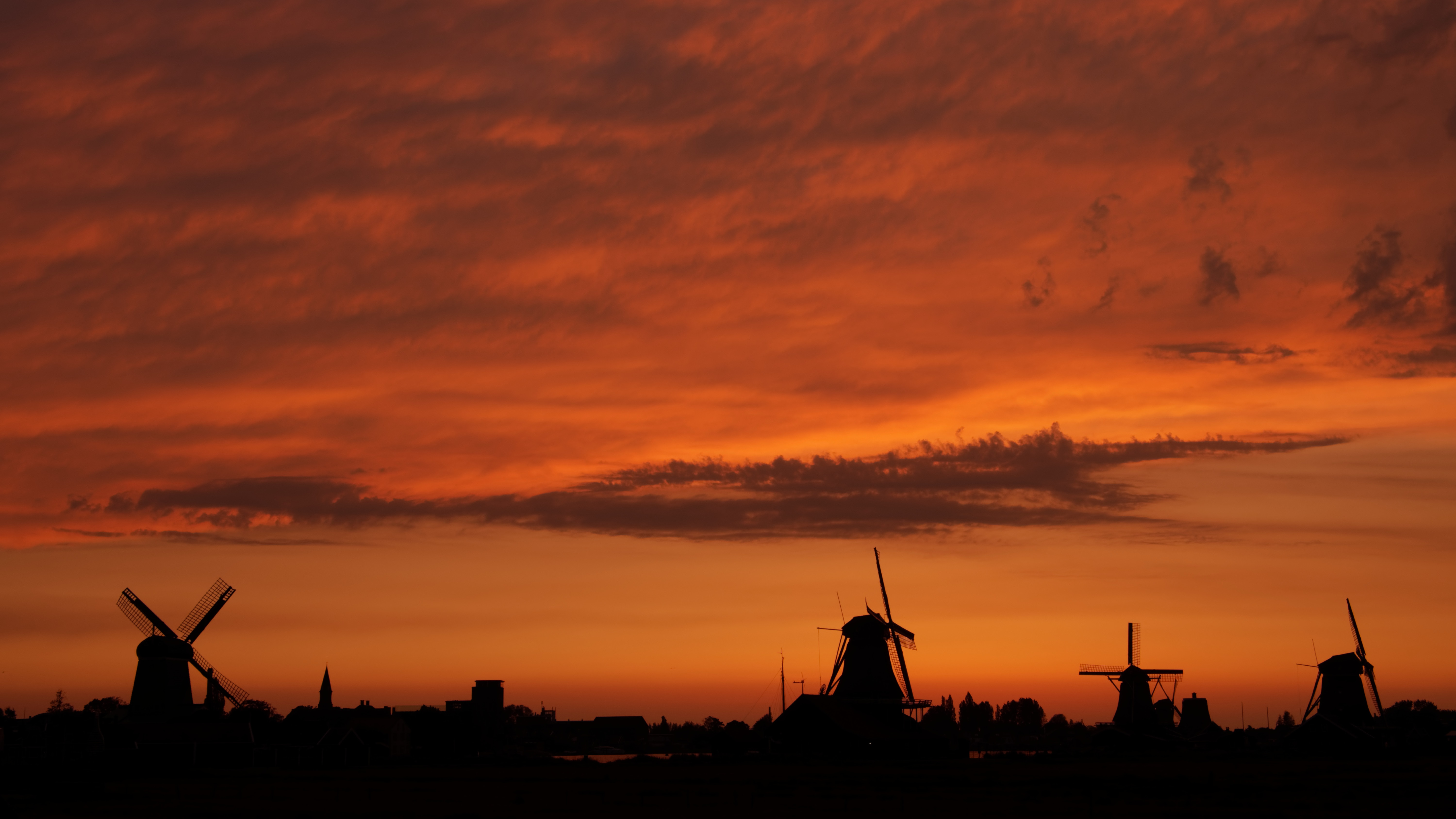 昱辉阳光能源清算,昱辉阳光能源有限公司破产原因