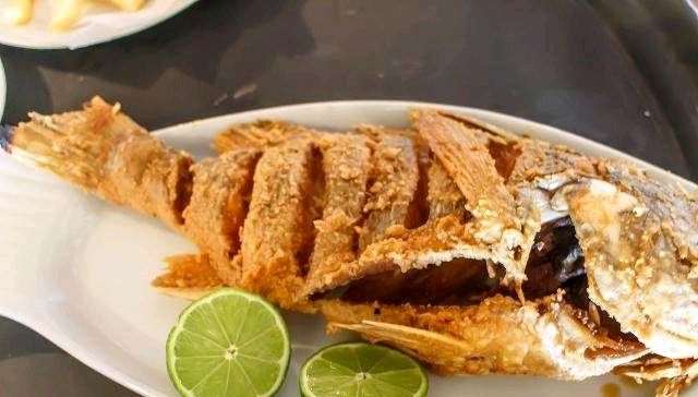 煎鱼总破皮教你这两招轻松搞定,鱼下锅一煎就破皮