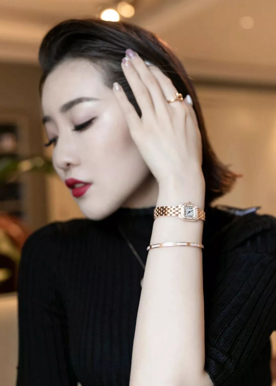 戴手表什么样的女人最漂亮,戴什么手表的女人最有气质