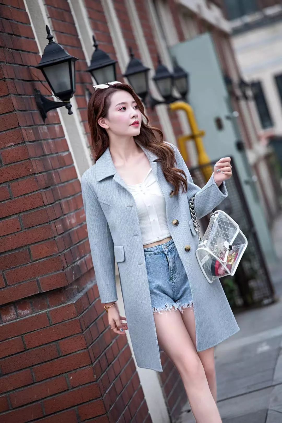 恩施人速抢！大型服装厂库存清仓处理，全场39元起！免费送围巾