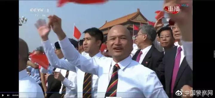 中国警察直播晚会,直播现场警察