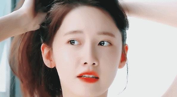 杨颖全唇妆,angelababy唇妆画一半