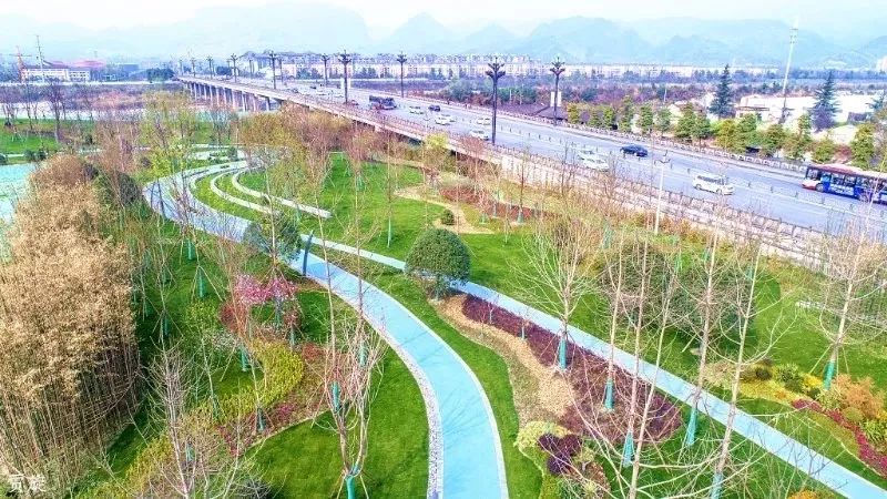 每逢佳节胖三斤的运动,每逢佳节胖三斤运动起来吧