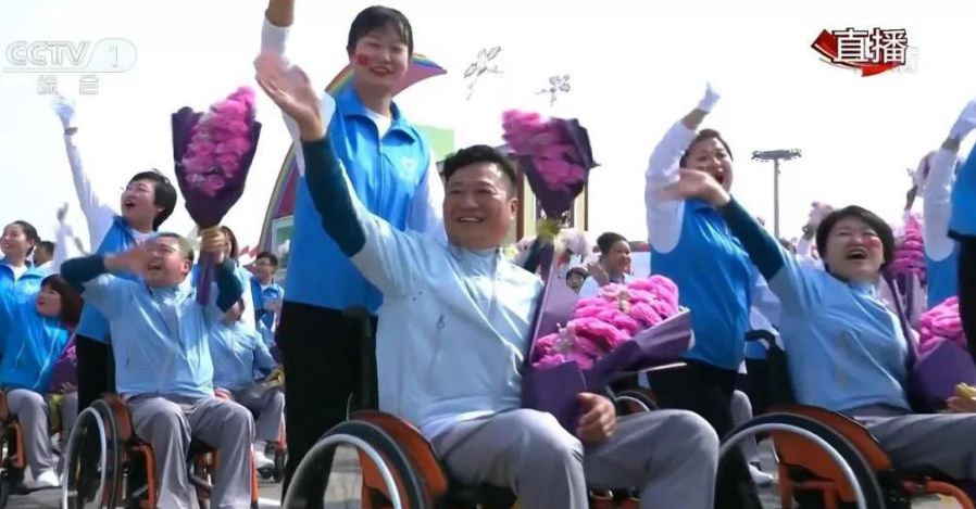 被张艺谋表扬的大学究竟有多牛,北京硬核大学黑科技