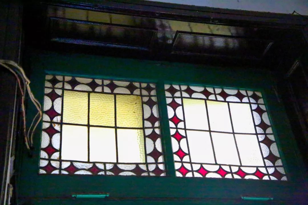 【探秘】长宁这条不起眼的小马路，竟藏有中国“烟卷大王”洋气的老宅……