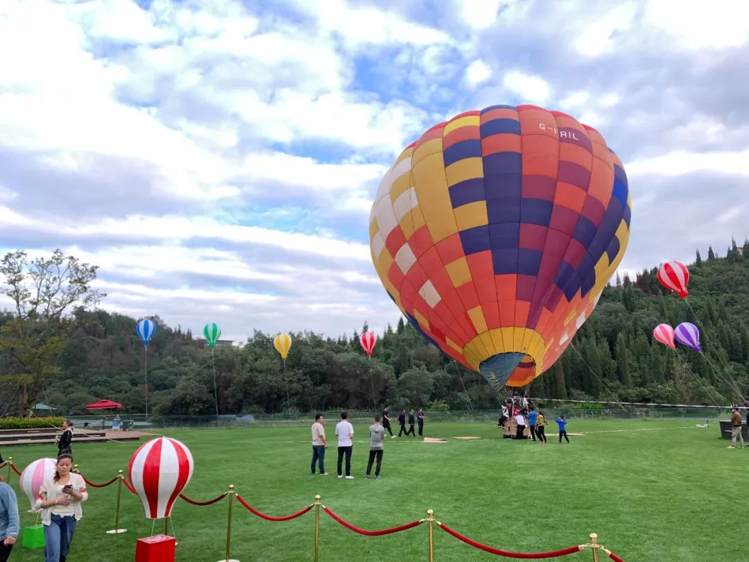 假期最后一天了旅游人还多吗,假期最后一天去景点人还多吗