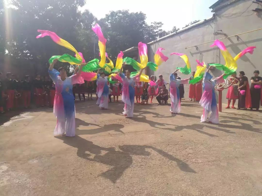 尊老敬贤的思想内涵,尊老敬贤的具体内容