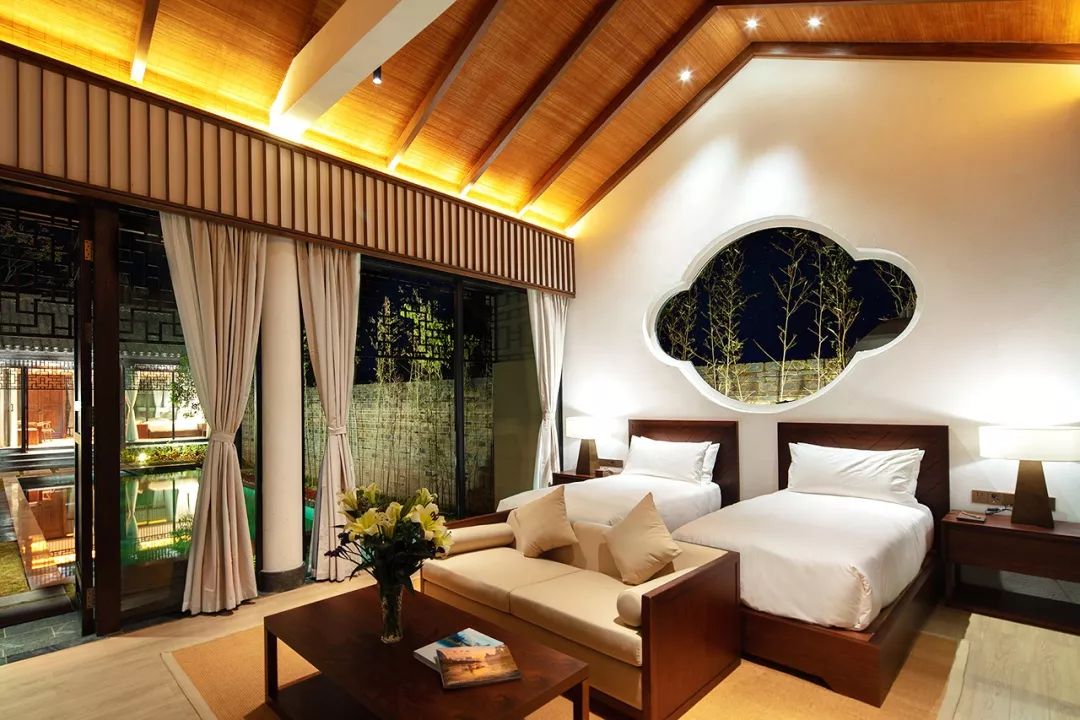 国庆在阳朔度过了不输巴厘岛的假期,全因这家藏在秘境山水里的宝藏酒店