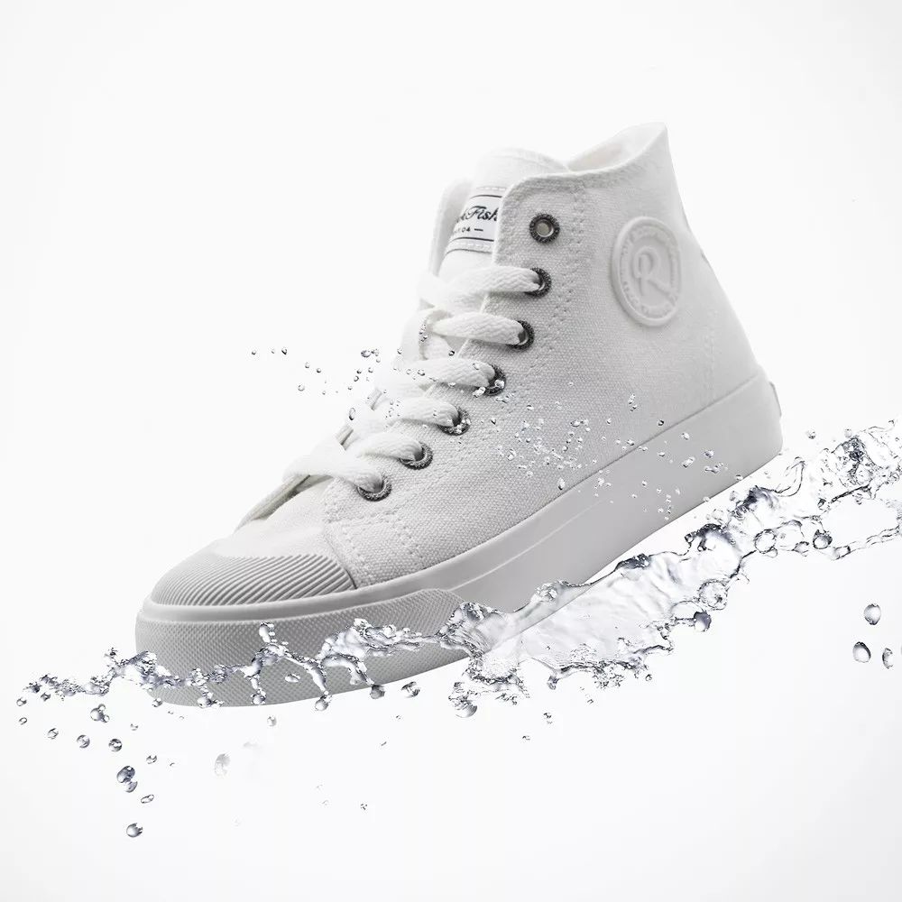 黑色高帮小众原创运动帆布鞋,英伦风低帮帆布鞋推荐