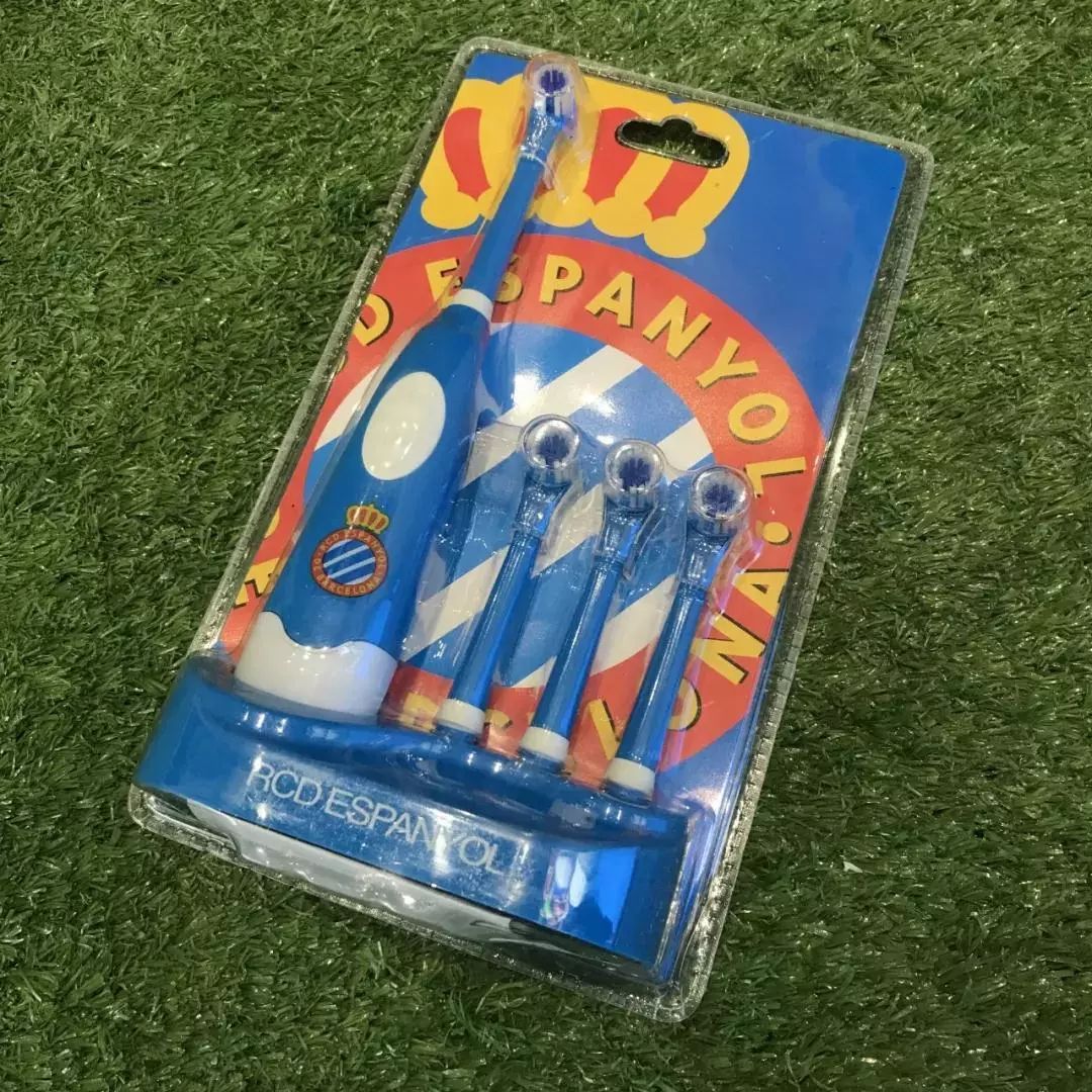 西班牙欧国联夺冠颁奖典礼,西班牙人第三轮欧联