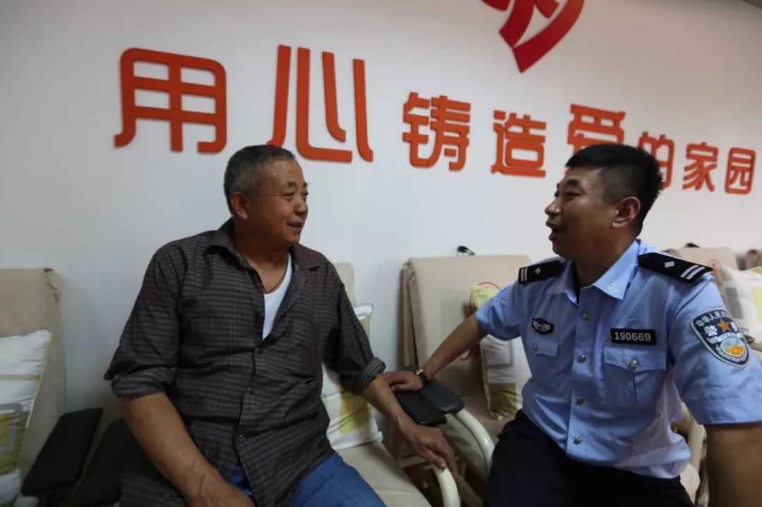 从边防哨所的公安特派员到青岛“曼哈顿”的都市警务——看中韩边防派出所的70年成长之路