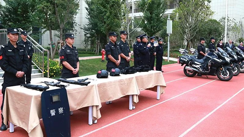 【护校安园】坏人来了怎么办？民警这堂反恐教育课讲清楚了！