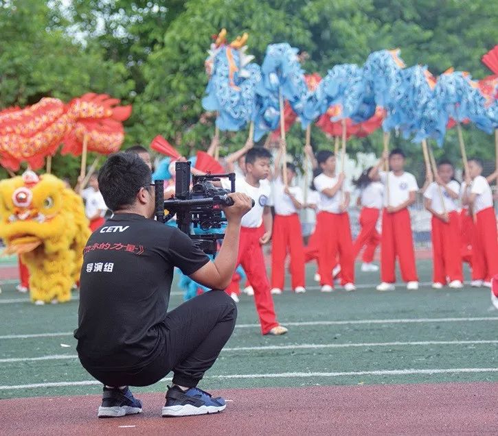 明德小学舞龙舞狮,小学武术舞龙舞狮表演