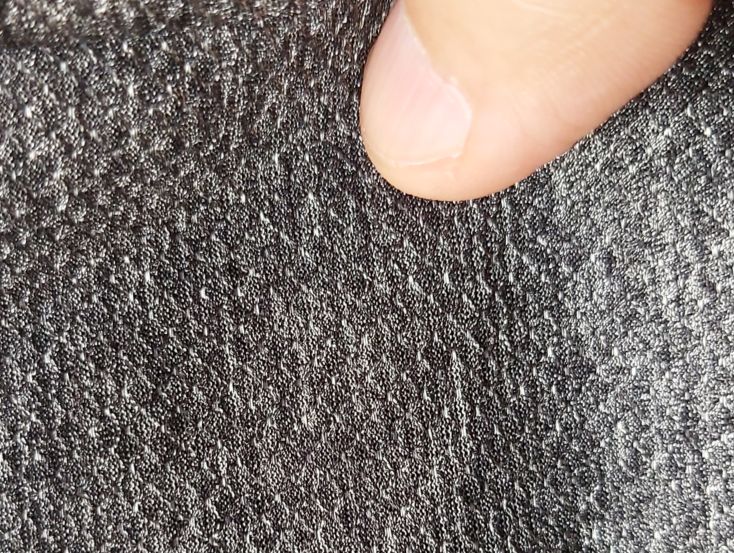 防寒挡风智能蓄热，穿一抵三、消除静电，一件衣服到底可以多牛？