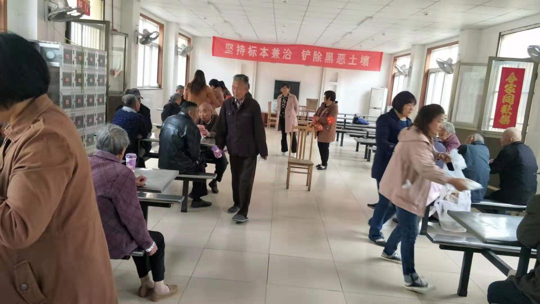 重阳节孝老敬老实践活动,重阳敬老情暖金秋实践活动